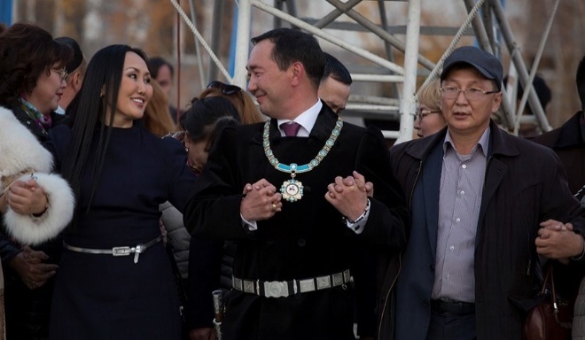 Главный по алмазам зашел на стройплощадку Главный по алмазам зашел на стройплощадку