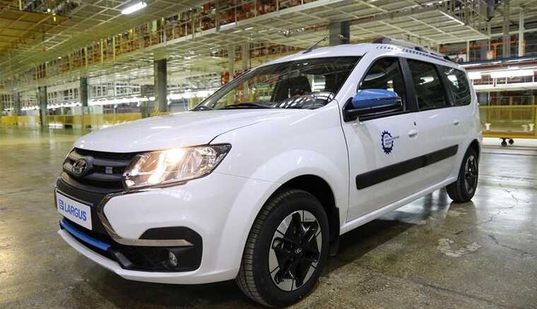 АвтоВАЗ продал всего один e-Largus за квартал