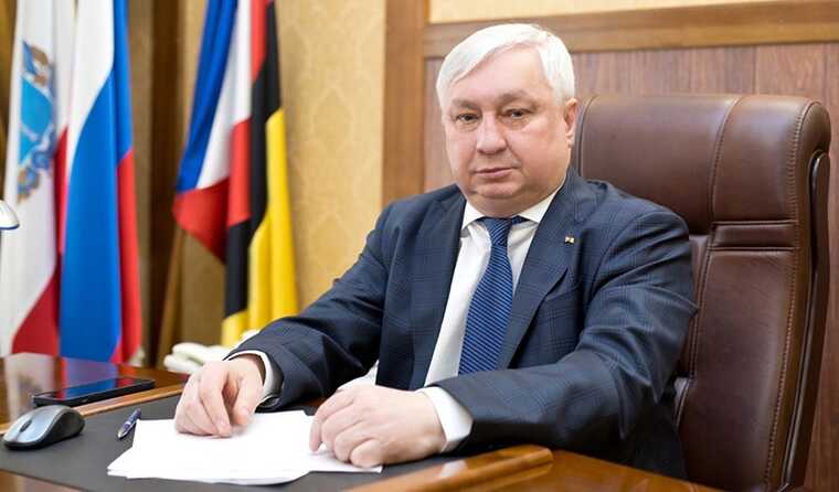 Авансы есть - домов нет: как компания семьи Плеханова "осваивает" бюджеты Саратовской области