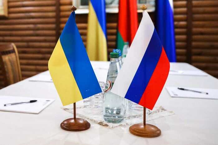 Делегации России и Украины начали переговоры в Стамбуле