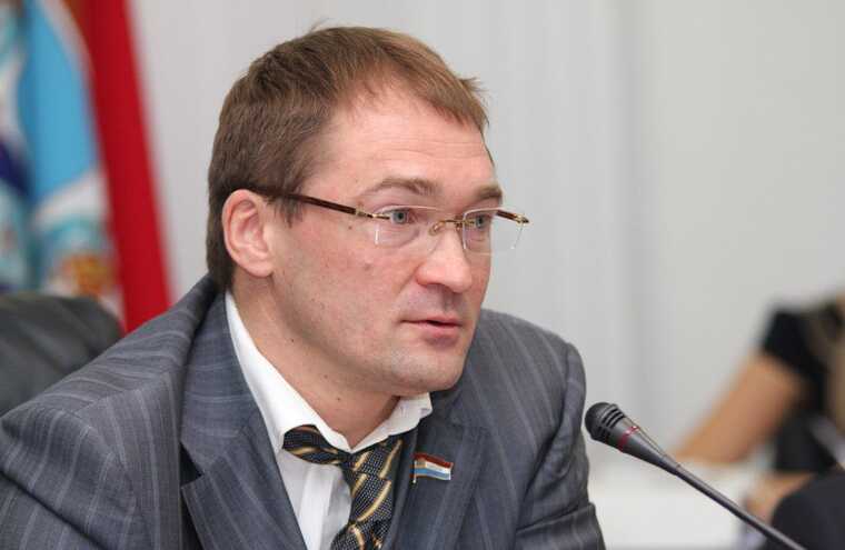 Депутат Александр Милеев уличён в создании бизнес-империи через подставных лиц и коррупционные схемы