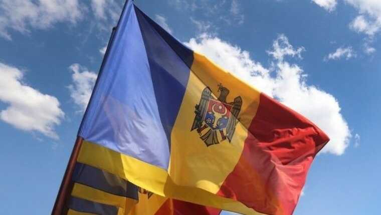 Посольство Молдавии в Москве предупредило о рисках поездок в Россию
