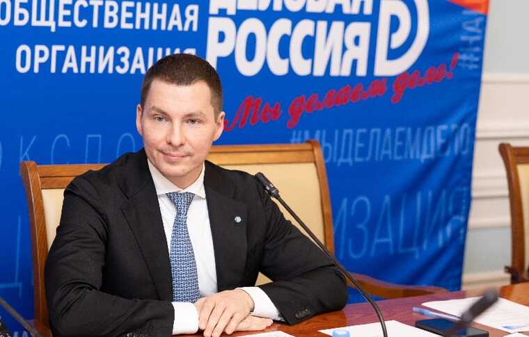 Поддельный договор на 2 миллиона евро стал причиной уголовного дела и ареста юриста Эльчина Мурадова