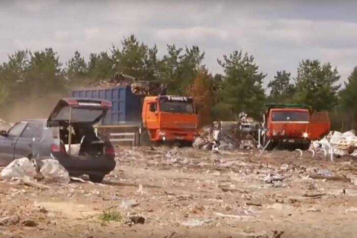 Полиция игнорирует нелегальную свалку под Дзержинском, несмотря на жалобы и съемки