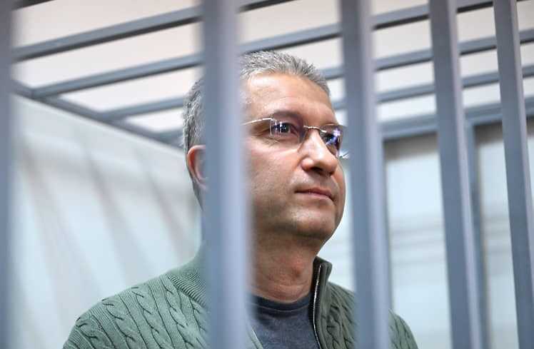 Экс-замглавы Минобороны Тимур Иванов рискует получить 14,5 лет колонии по делу о взятке в 150 миллионов рублей