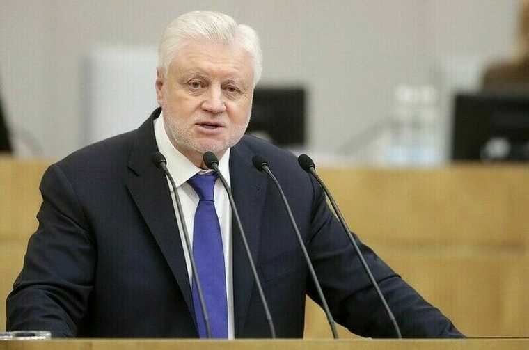 Госдума обвинила "АвтоВАЗ" в провале инициатив и переполненных складах
