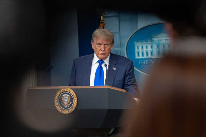 Дополнительное вооружение для Украины: Трамп готов выделить ракеты-перехватчики Patriot и снаряды GMLRS из запасов США